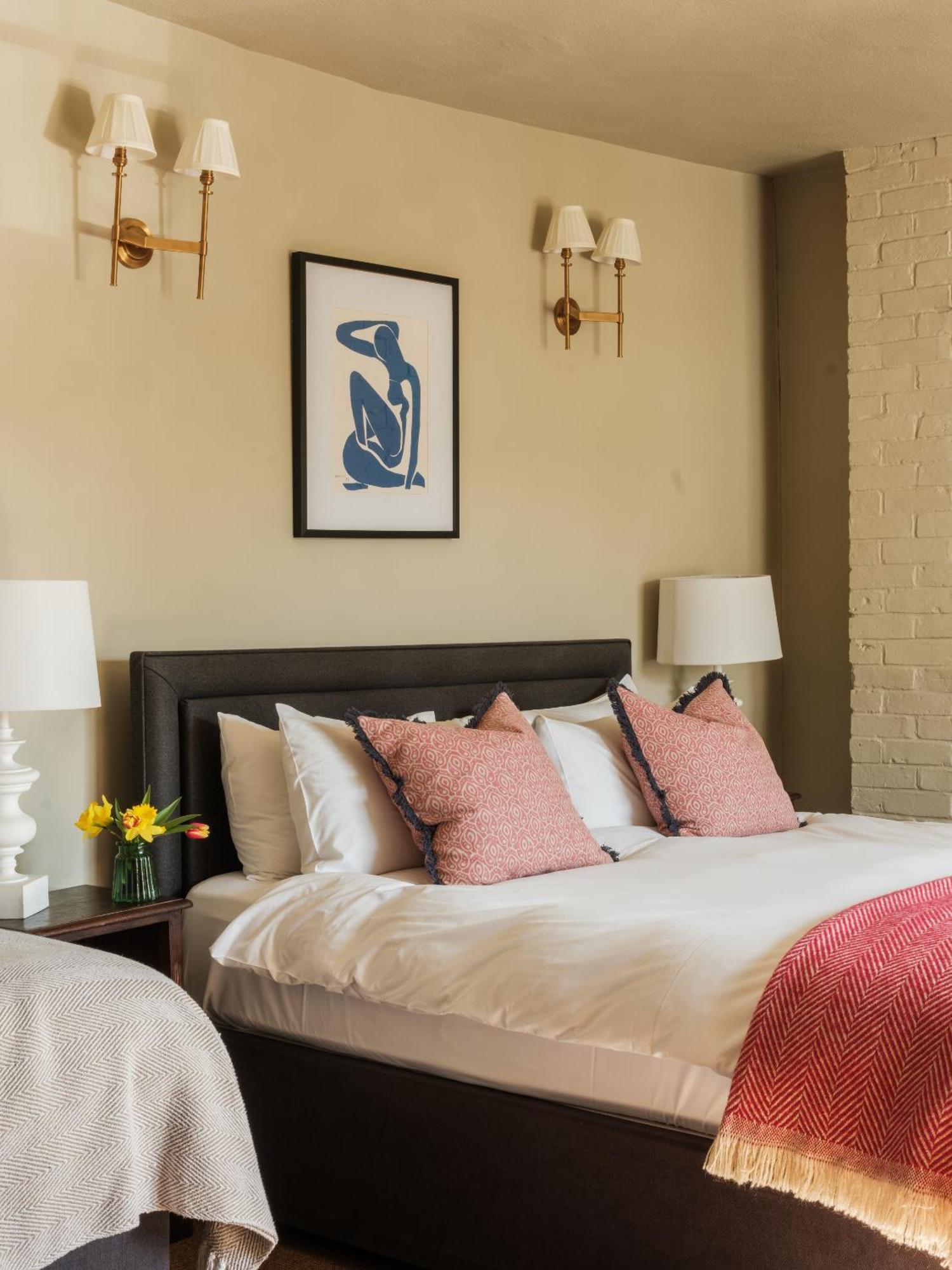 The Grosvenor Arms Hotel Hindon Екстериор снимка