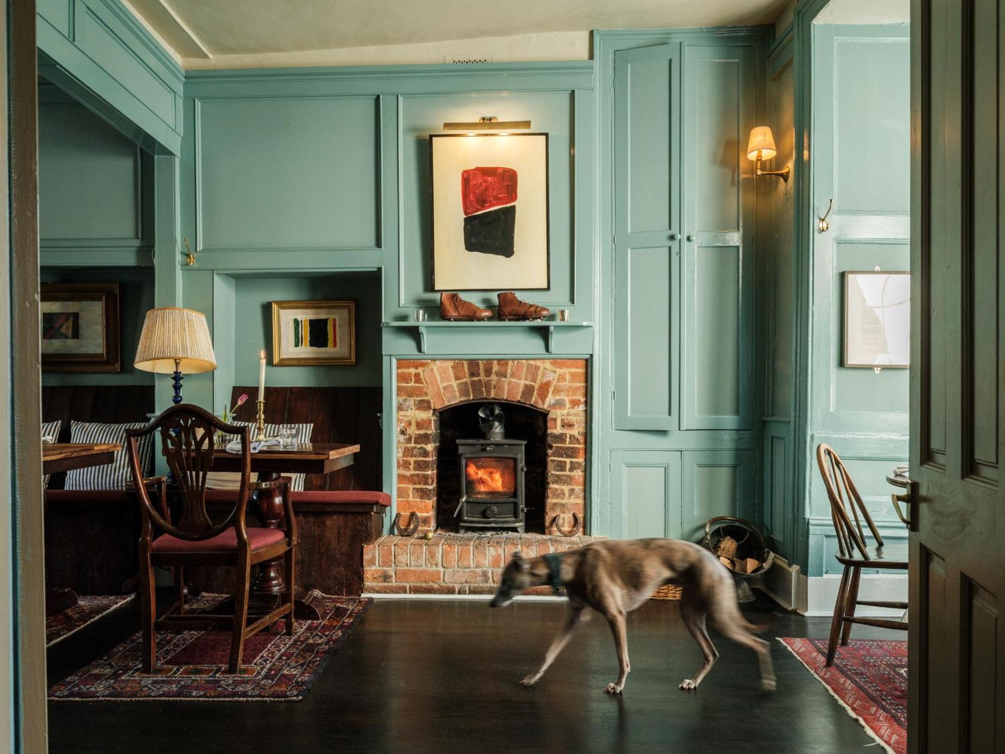 The Grosvenor Arms Hotel Hindon Екстериор снимка