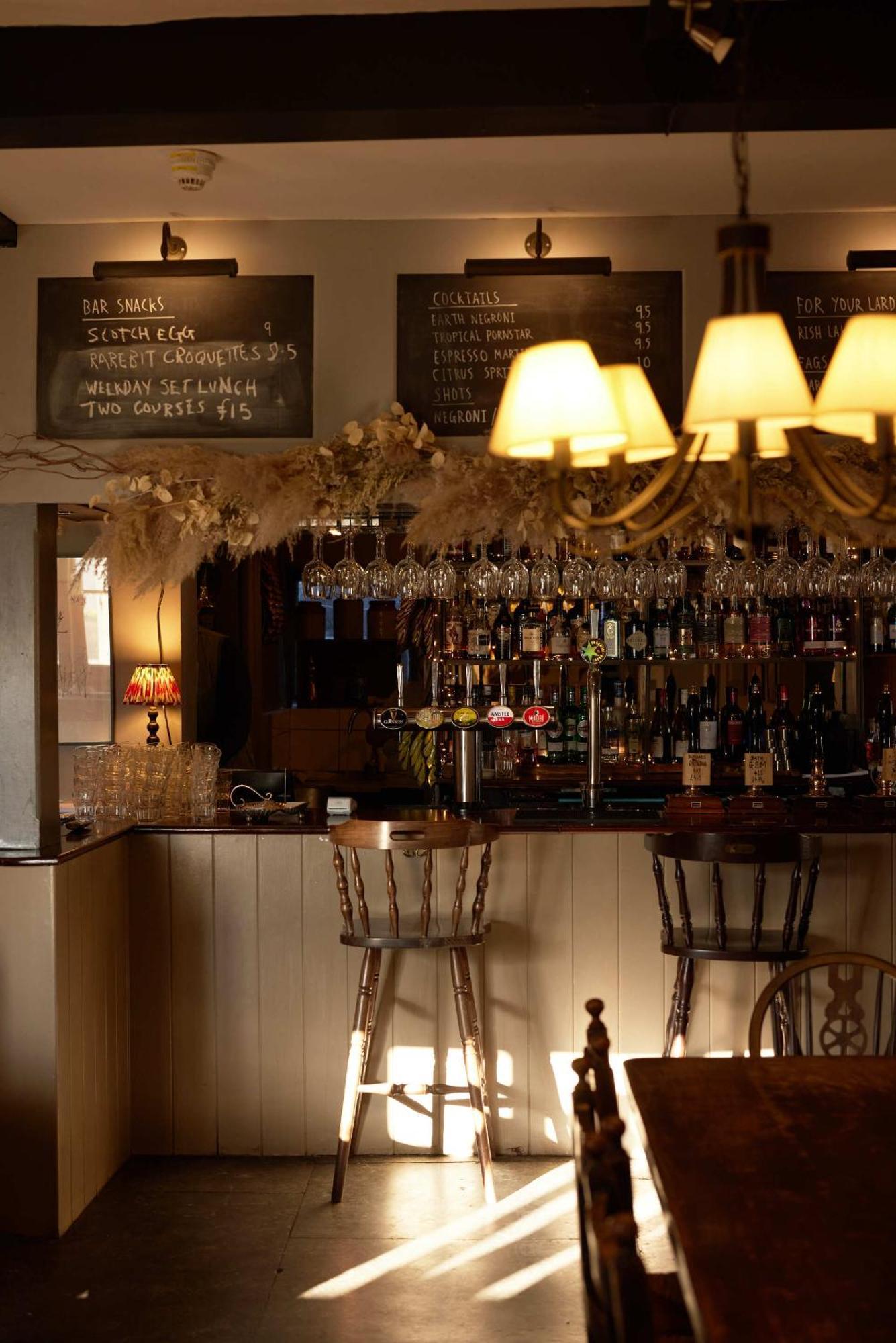 The Grosvenor Arms Hotel Hindon Екстериор снимка