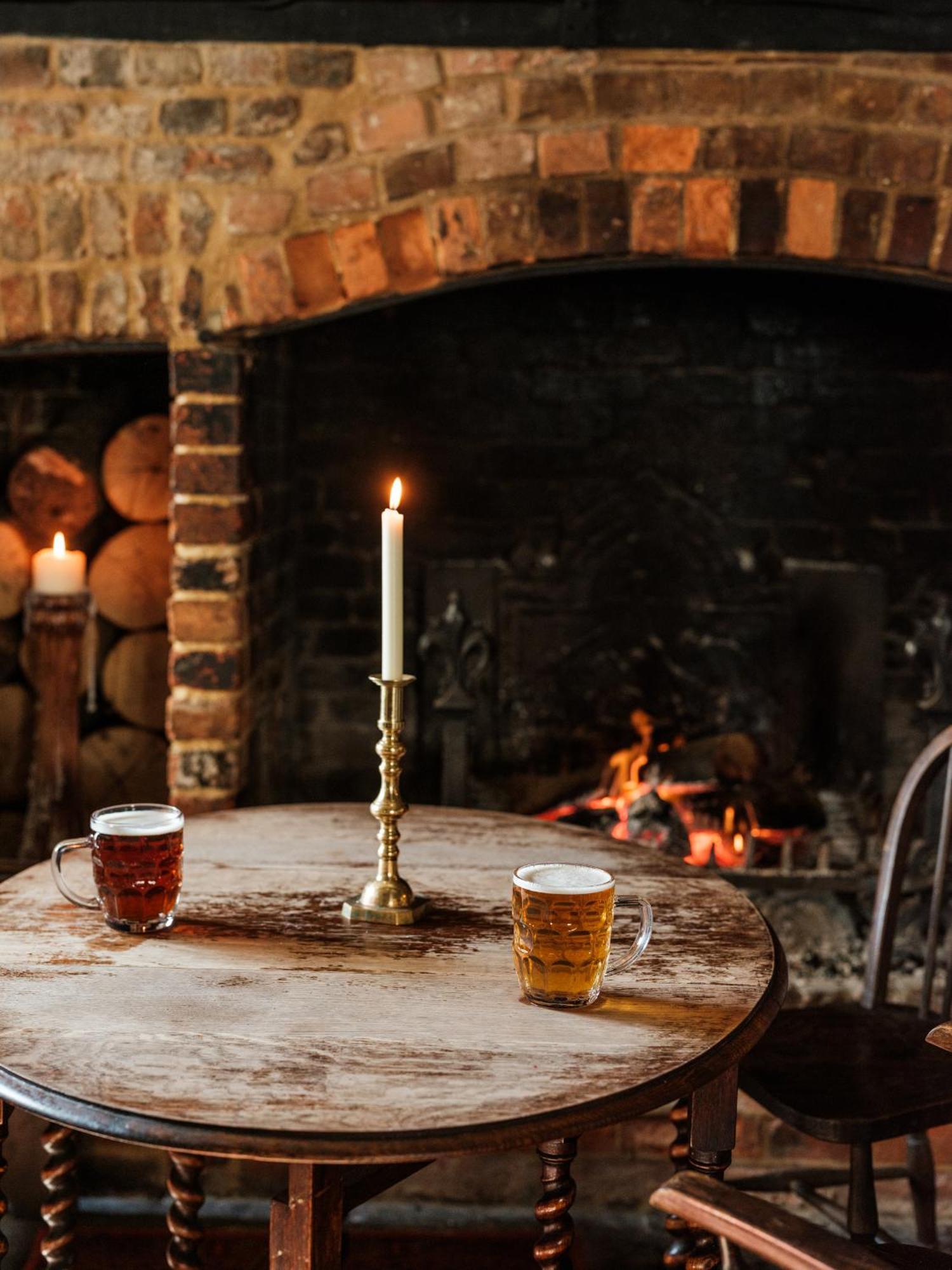 The Grosvenor Arms Hotel Hindon Екстериор снимка
